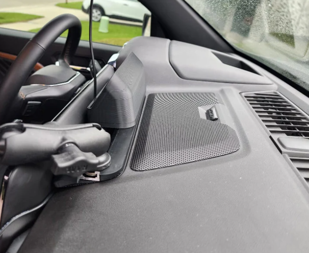 Chevy Colorado / GMC Canyon 2023+ Dashboard Storage Compartment / Sunglass Holder